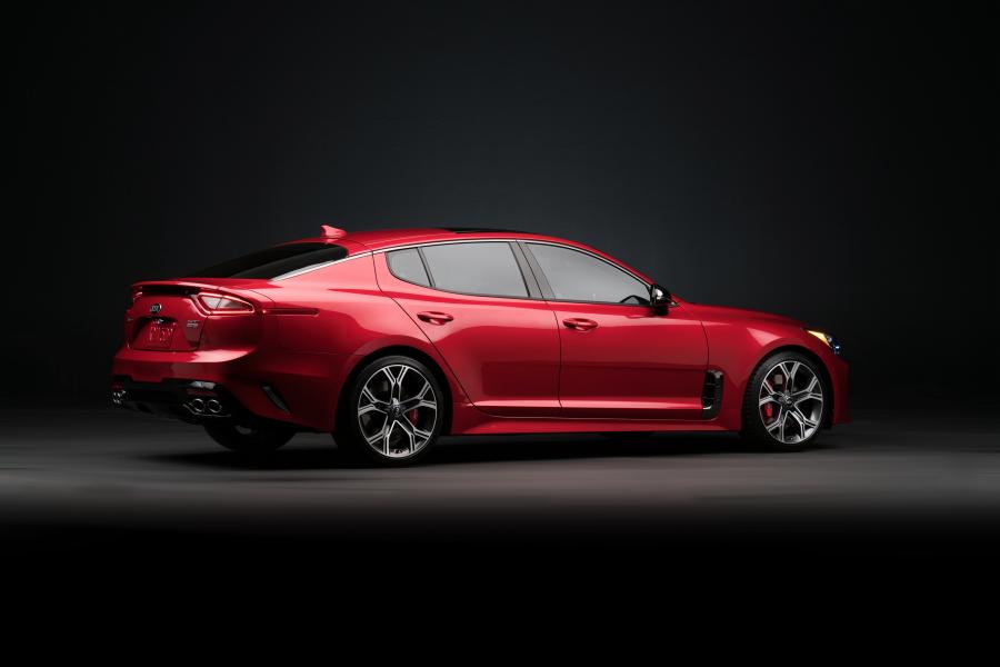  Kia Stinger GT (CK) 2017 года  (NA) (фото 20 из 50)